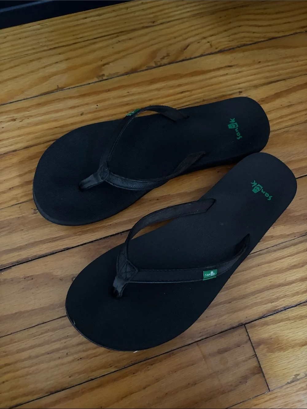 Sanuk Black Women's Flip Flop Sandals 6/7